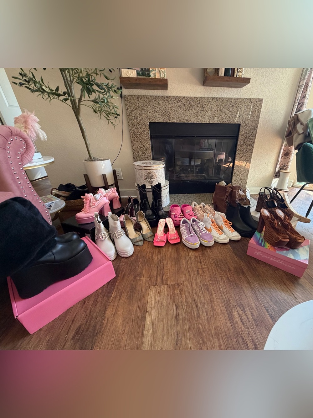 🖤🩷🖤15x Women’s Brand New Shoe Collection🖤🩷🖤